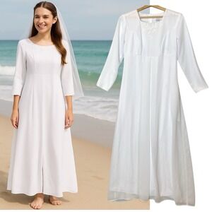 Vintage Jody CA White Embroidered Gown 6‎ Petite Elegant Wedding Simple 90s Y2K